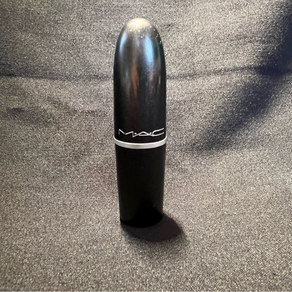 DISCONTINUED! MAC Matte Taupe Lipstick #AC6 new without box (#30)